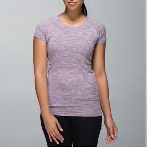 Lululemon Run: Swiftly Tech Short Sleeve Crew
Space Dye Heathered Purple Fog
